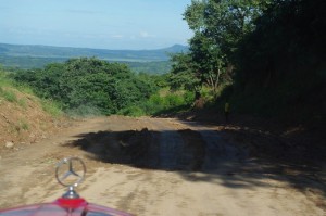 immer eine Überraschung - malawische Hauptstrassen