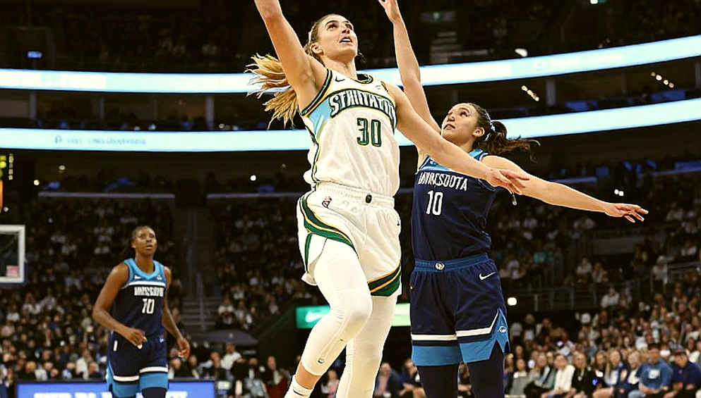 Chiếc điện thoại, phòng thay đồ và chữ ký bị treo: Giải mã vụ Tyler Dorsey bị Olympiacos loại khỏi trận gặp Barcelona