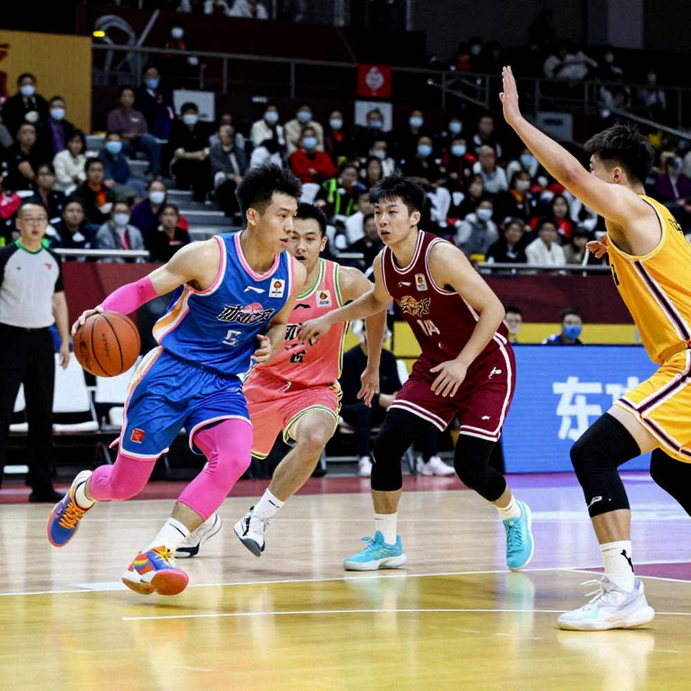 Cleveland Cavaliers và canh bạc tuổi tác: Trại huấn luyện Andalusia hé lộ chiến lược 'win-now' đầy rủi ro