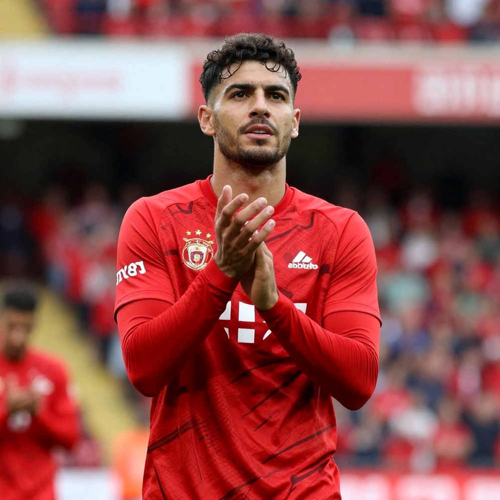A 37th-Minute Red Card and 50+ Wasted Minutes With an Extra Man: Indonesia Keep a Clean Sheet Against Malaysia A 37th-Minute Red Card and 50+ Wasted Minutes With an Extra Man: Indonesia Keep a Clean Sheet Against Malaysia