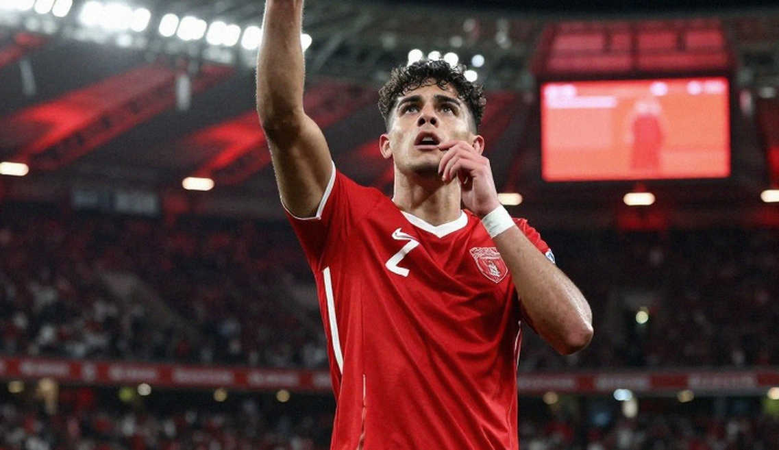Năm 2026: Maradona sang Napoli, và bài học xác minh ở một phòng thu Việt Nam