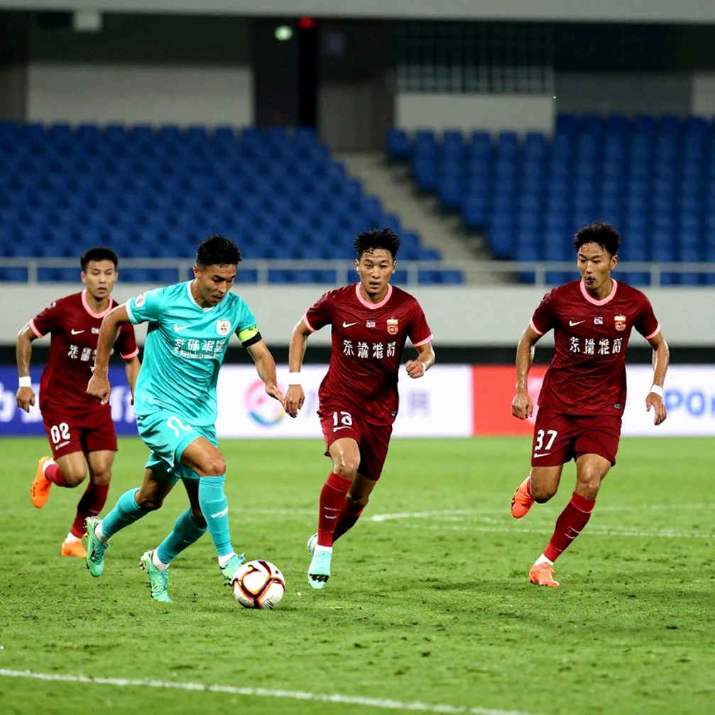 Vietnam's 0-2 Loss to Thailand and the Final Test Before Pakistan Vietnam's 0-2 Loss to Thailand and the Final Test Before Pakistan