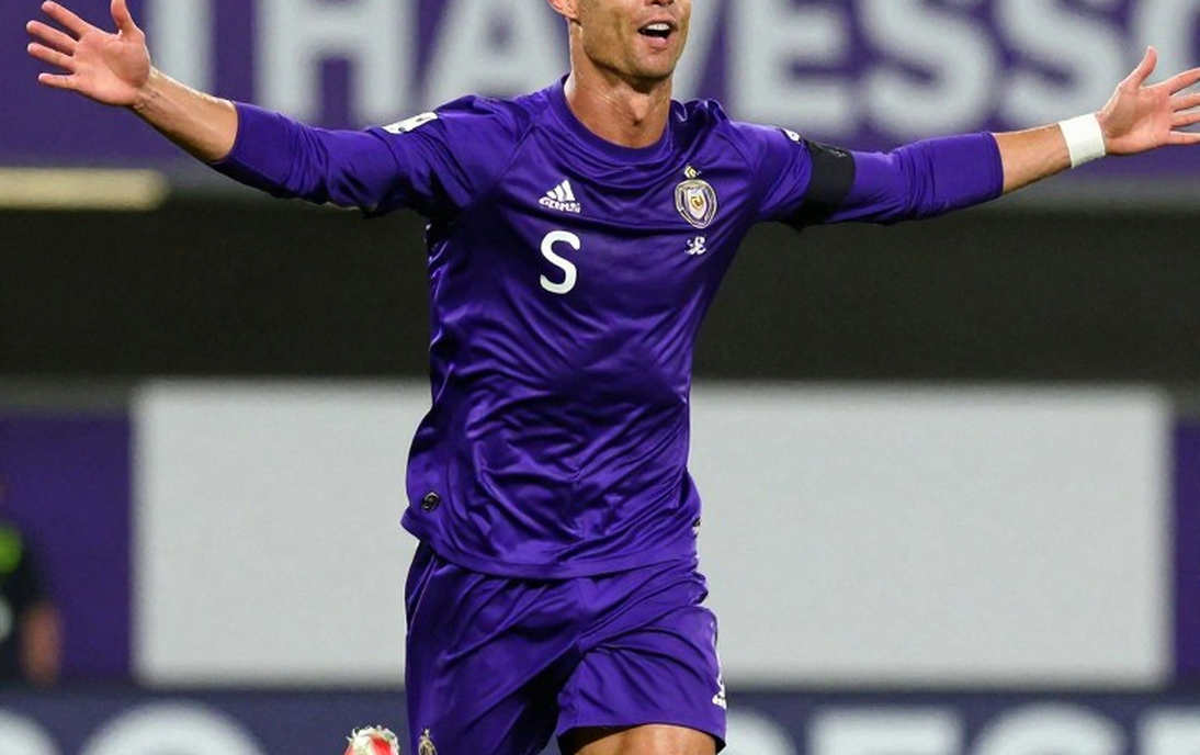 Việt Nam mở màn FIFA ASEAN Cup: Khối nén 11 người và vết nứt mang tên thể lực