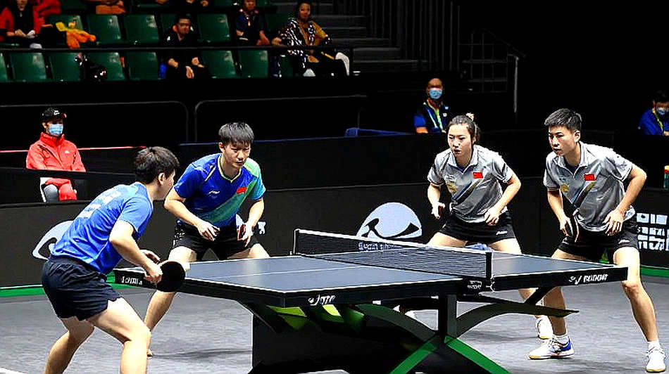 Three Columns Nobody Records in Vietnamese Table Tennis Notebooks