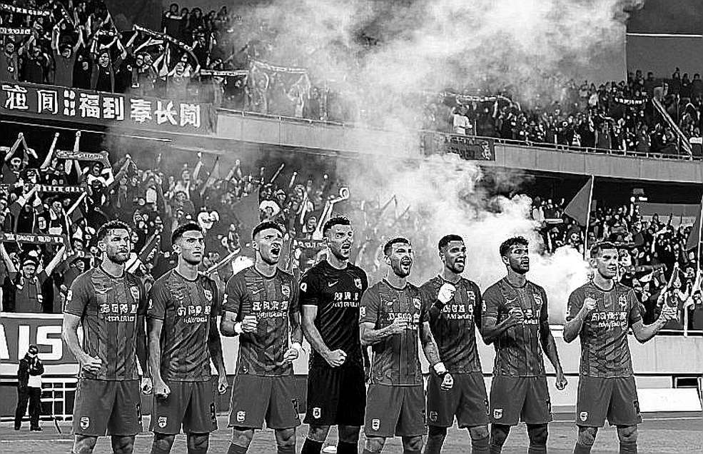 Vietnam's two-striker dilemma: A short-term answer and a long-term question Vietnam's two-striker dilemma: A short-term answer and a long-term question