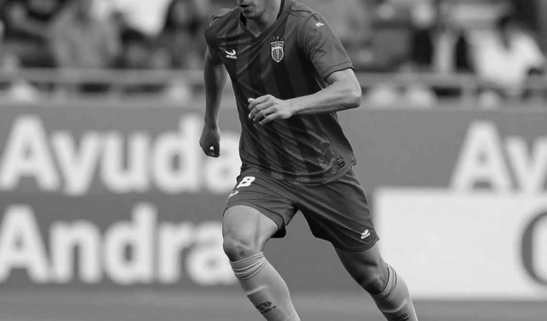 Six Matches, One Trophy, and the Real Reason: RC Lens Part Ways with Dino Toppmoeller Six Matches, One Trophy, and the Real Reason: RC Lens Part Ways with Dino Toppmoeller