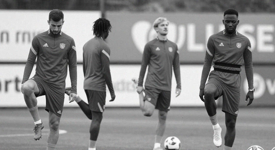 Vozinha, the keeper of empty space: when a historic World Cup is paid for with a man's peace