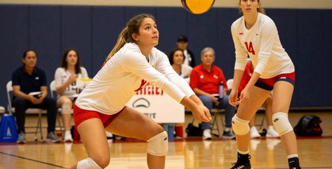 Türkiye hạ Serbia 3-0 ở bán kết EuroVolley 2026: Sáu cú giao bóng, một tấm vé Olympic